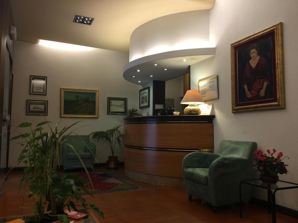 Hotel S.Antonio Падуа Екстериор снимка