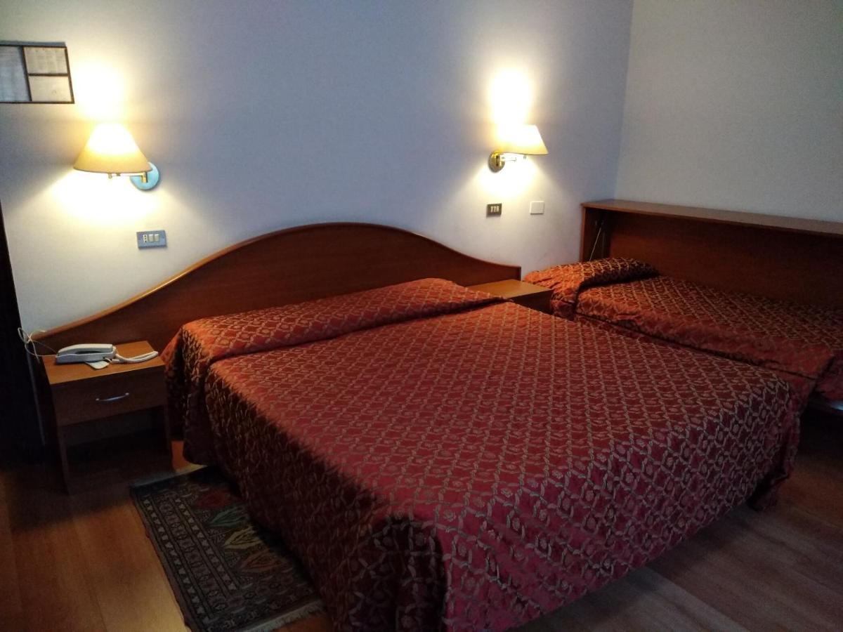 Hotel S.Antonio Падуа Екстериор снимка